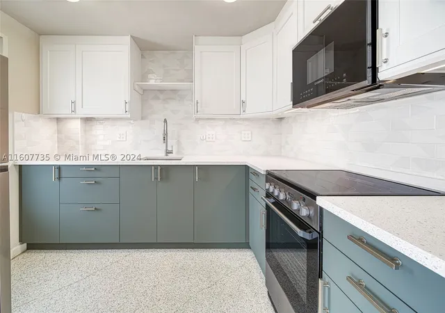 Photo 2 of Sale Pending at 9700 E Bay Harbor Dr #508, Bay Harbor Islands, FL 33154 | MLS# A11607735 | Listing updated on 2026-09-09