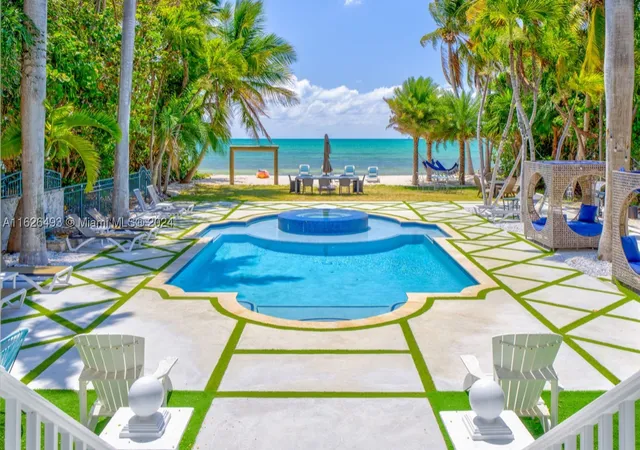 Photo 3 of Single family home for sale at 75761 Overseas Hwy, Islamorada, FL 33036 | MLS# A11626493 | Listing updated on 2026-09-08