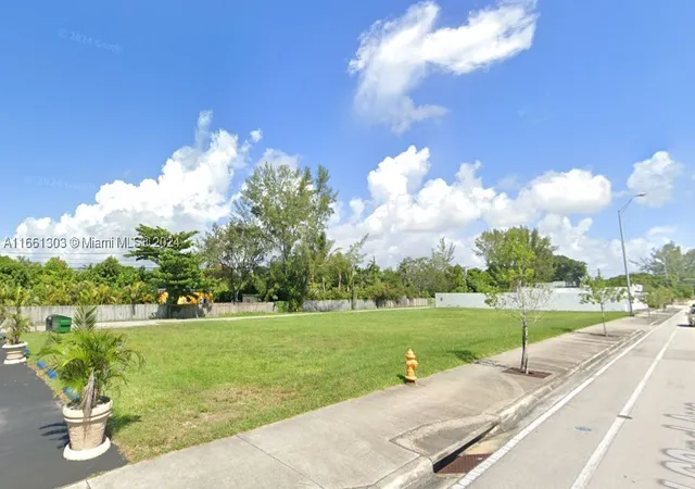 62 Ave SW 66 St