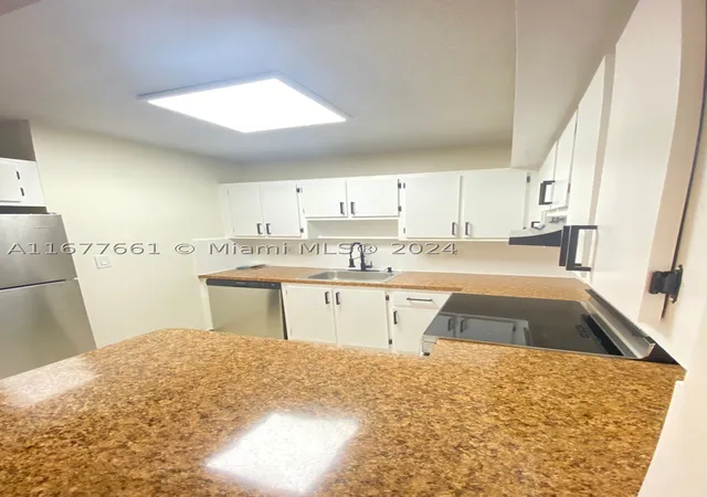 Listing Photo 4 - Condo for sale in building located at 2029 Nw 46Th Ave, Lauderhill, FL 33313 - Unit #E308