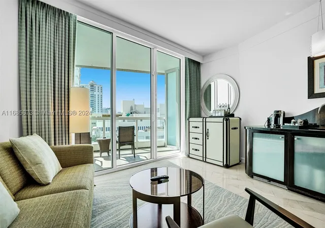Photo 3 of Condo for sale at 4391 Collins Ave #915, Miami Beach, FL 33140 | MLS# A11685673 | Listing updated on 2026-08-31