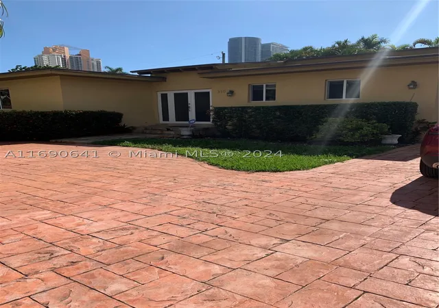 Photo 1 of Single family home for sale at 310 191st Ter, Sunny Isles Beach, FL 33160 | MLS# A11690641 | Listing updated on 2026-08-20