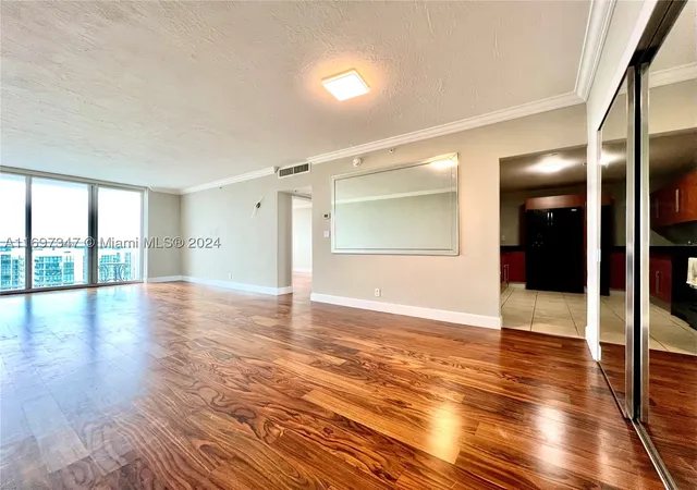 Photo 3 of Condo for sale at 3000 S Ocean Dr #1012, Hollywood, FL 33019 | MLS# A11697347 | Listing updated on 2026-09-23