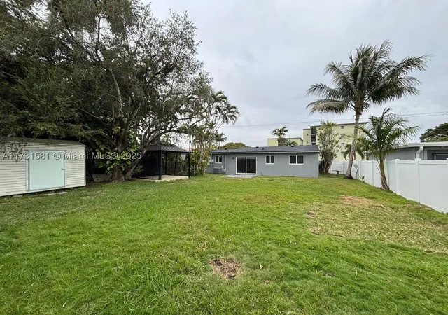 Photo 2 of Single family home for sale at 1426 Arthur St, Hollywood, FL 33020 | MLS# A11731581 | Listing updated on 2026-08-29