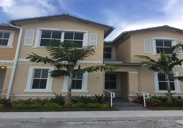 Photo 1 of Townhouse for sale at 2819 Se 1st Dr #6, Homestead, FL 33033 | MLS# A11732533 | Listing updated on 2026-09-23