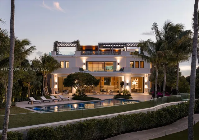 Photo 1 of Mansion for sale at 1006 Links Dr, Miami Beach, FL 33109 | MLS# A11703306 | Listing updated on 2026-09-16