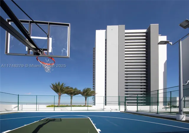 Photo 4 of Condo for sale at 16385 Biscayne Blvd #1221, Aventura, FL 33160 | MLS# A11748279 | Listing updated on 2026-09-13