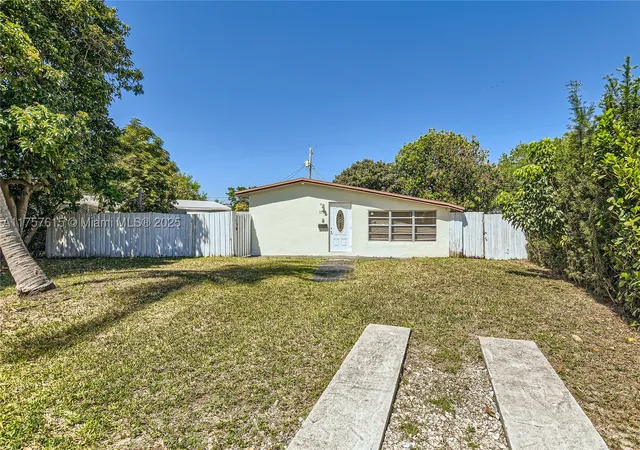 Single family home for sale at 1753 Ne 178Th St, North Miami Beach, FL 33162 | MLS# A11757615