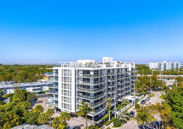 Photo 1 of Condo for sale at 13800 Highland Dr #302, North Miami Beach, FL 33181 | MLS# A11764214 | Listing updated on 2026-09-17
