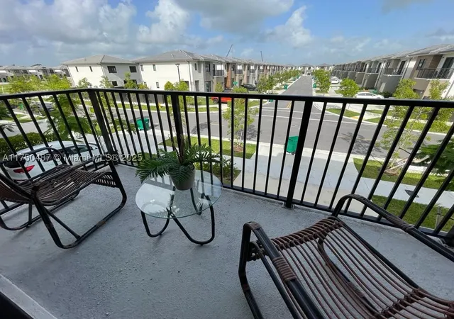 Photo 3 of Single family home for sale at 302 Nw 11th Ct, Florida City, FL 33034 | MLS# A11750487 | Listing updated on 2026-09-04