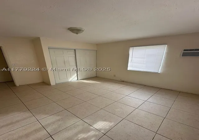 Photo 4 of House for sale at 756 Nw 5Th St, Hallandale Beach, FL 33009 | MLS# A11779224 | Listing updated on 2026-08-27
