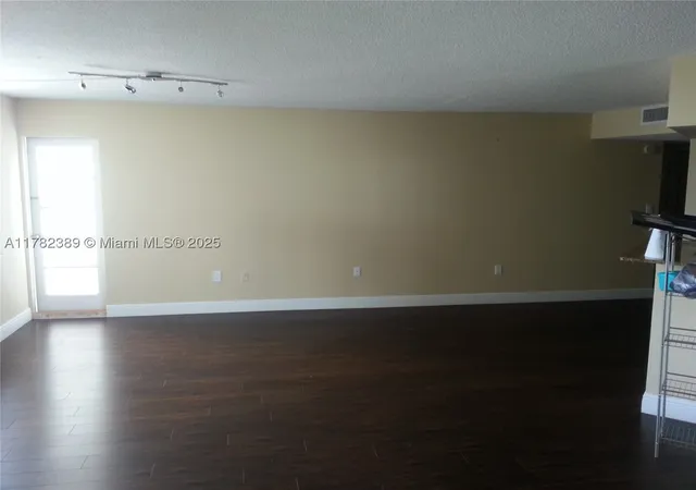 Photo 2 of Condo for sale at 2750 Ne 183rd St #2607, Aventura, FL 33160 | MLS# A11782389 | Listing updated on 2026-09-04