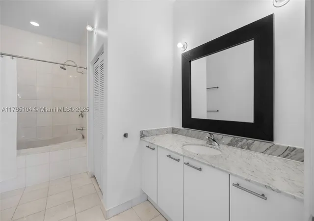 Photo 4 of Condo for sale at 2001 Meridian Ave #412, Miami Beach, FL 33139 | MLS# A11785104 | Listing updated on 2026-08-26