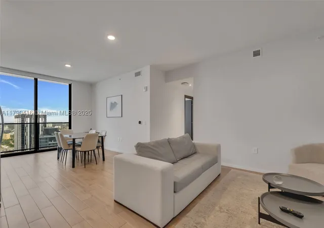 Photo 3 of Condo for sale at 398 Ne 5Th St #3901, Miami, FL 33132 | MLS# A11790416 | Listing updated on 2026-09-29