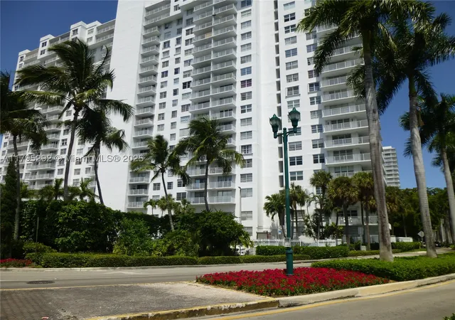 Condo for sale at 2801 Ne 183Rd St #1507W, Aventura, FL 33160 | MLS# A11795292 | Listing updated on 2026-09-04