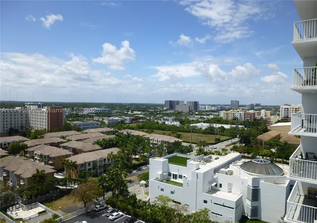 Photo 3 of Condo for sale at 2801 Ne 183Rd St #1507W, Aventura, FL 33160 | MLS# A11795292 | Listing updated on 2026-09-04