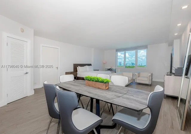 Photo 2 of Condo for sale at 2301 Collins Ave #1531, Miami Beach, FL 33139 | MLS# A11798040 | Listing updated on 2026-09-27