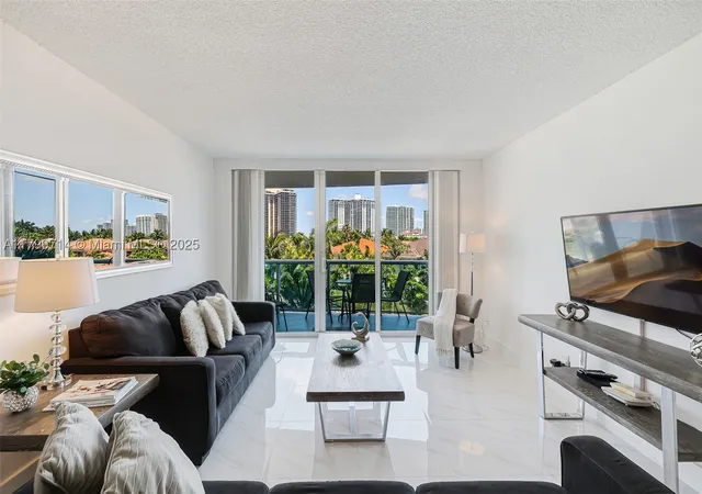 Photo 2 of Condo for sale at 19370 Collins Ave #324, Sunny Isles Beach, FL 33160 | MLS# A11799714 | Listing updated on 2026-09-17