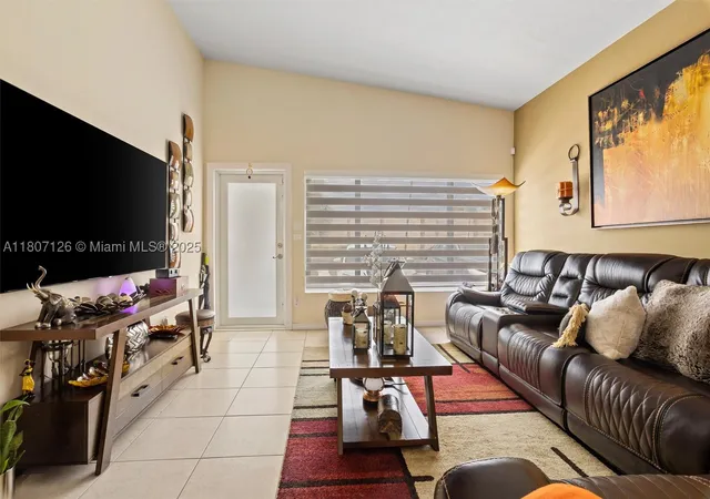 881 NW 177th Ter