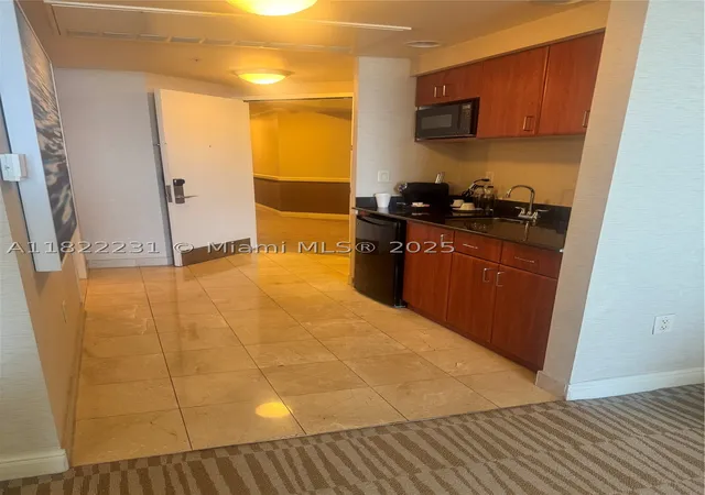 Photo 2 of Condo for sale at 18001 Collins Ave #918, Sunny Isles Beach, FL 33160 | MLS# A11822231 | Listing updated on 2026-09-08