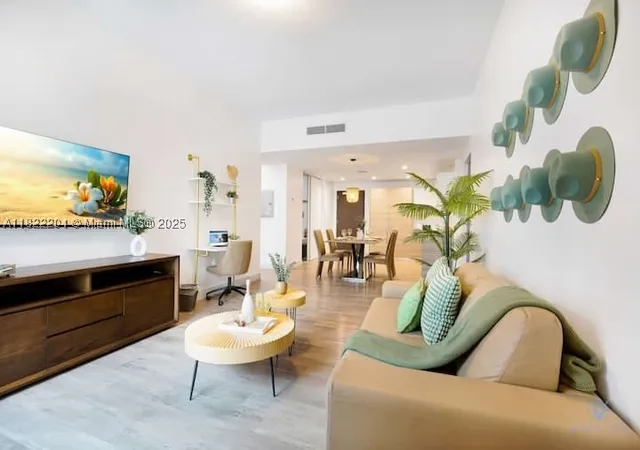 Listing Photo 2 - Condo for sale in building located at 777 N Ocean Dr, Hollywood, FL 33019 - Unit #N521