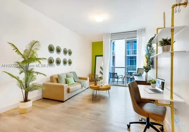Listing Photo 4 - Condo for sale in building located at 777 N Ocean Dr, Hollywood, FL 33019 - Unit #N521