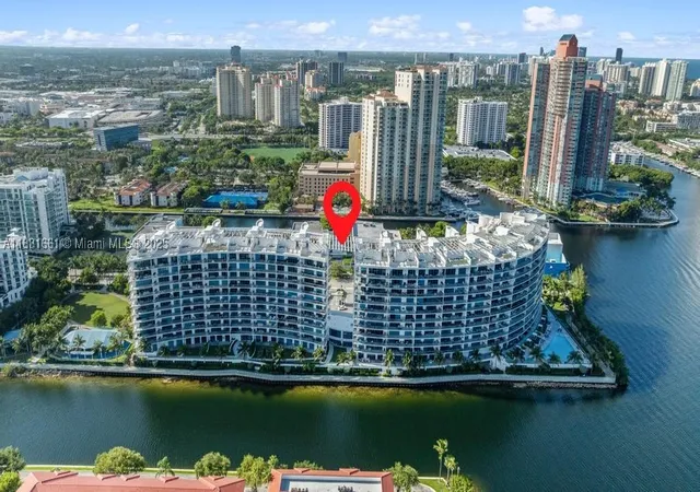 Photo 4 of Condo for sale at 3250 Ne 188Th St #904, Miami, FL 33180 | MLS# A11831661 | Listing updated on 2026-10-05