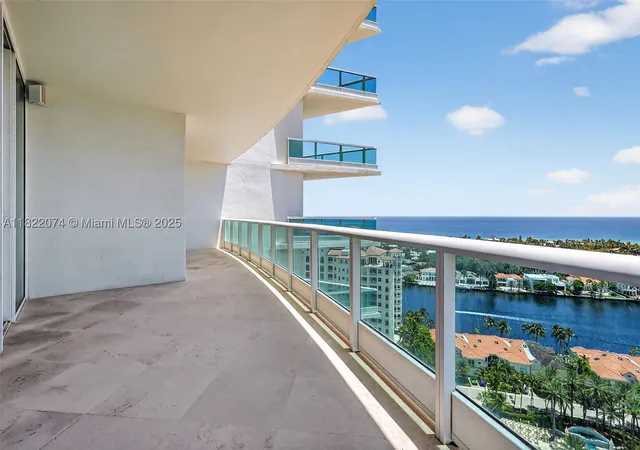 Photo 4 of Condo for sale at 20155 Ne 38Th Ct #2201, Aventura, FL 33180 | MLS# A11822074 | Listing updated on 2026-10-02
