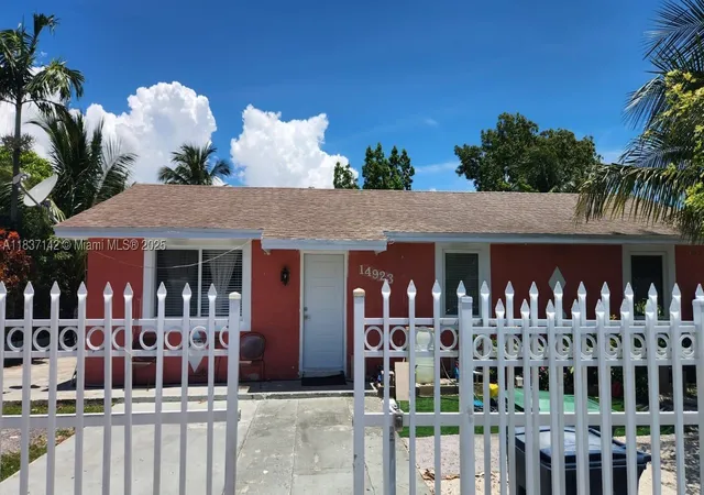 Photo 2 of Sale Pending at 14923 Sw 302nd Ter, Homestead, FL 33033 | MLS# A11837142 | Listing updated on 2026-09-02