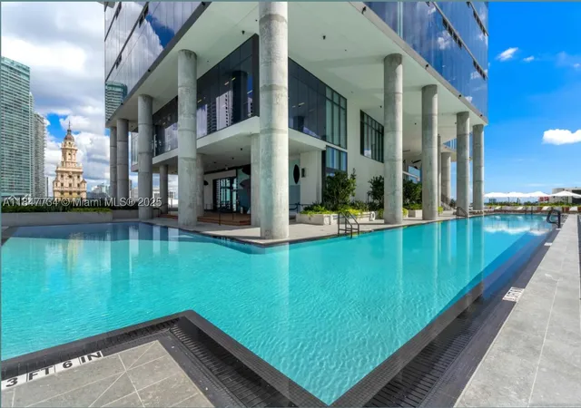Photo 2 of Condo for sale at 398 Ne 5Th St #4417, Miami, FL 33132 | MLS# A11847734 | Listing updated on 2026-09-30