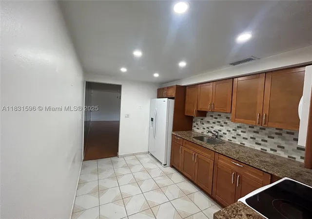 Photo 3 of Condo for sale at 1020 94th St #202, Bay Harbor Islands, FL 33154 | MLS# A11831596 | Listing updated on 2026-10-01