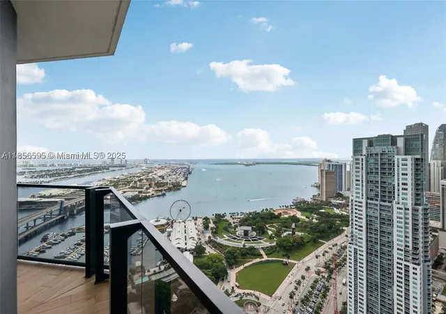 Photo 3 of Condo for sale at 398 Ne 5th St #4415, Miami, FL 33132 | MLS# A11856595 | Listing updated on 2026-09-10