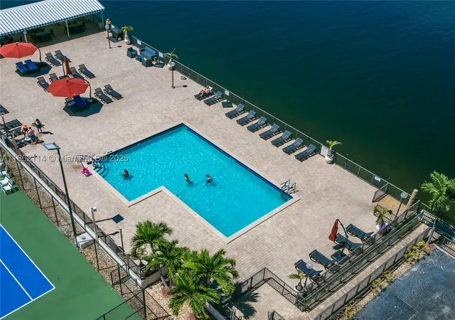 Photo 4 of Condo for sale at 2017 S Ocean Dr #1008, Hallandale Beach, FL 33009 | MLS# A11862114 | Listing updated on 2026-09-29
