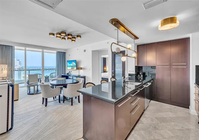 Photo 4 of Sale Pending at 4391 Collins Ave #1706/1707, Miami Beach, FL 33140 | MLS# A11859478 | Listing updated on 2026-09-01