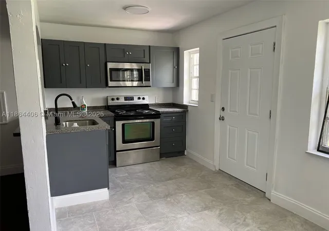 Photo 1 of Single family home for sale at 802 S 24th Ave, Hollywood, FL 33020 | MLS# A11864406 | Listing updated on 2026-09-14