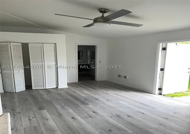 Photo 4 of Single family home for sale at 802 S 24Th Ave, Hollywood, FL 33020 | MLS# A11864406 | Listing updated on 2026-09-14