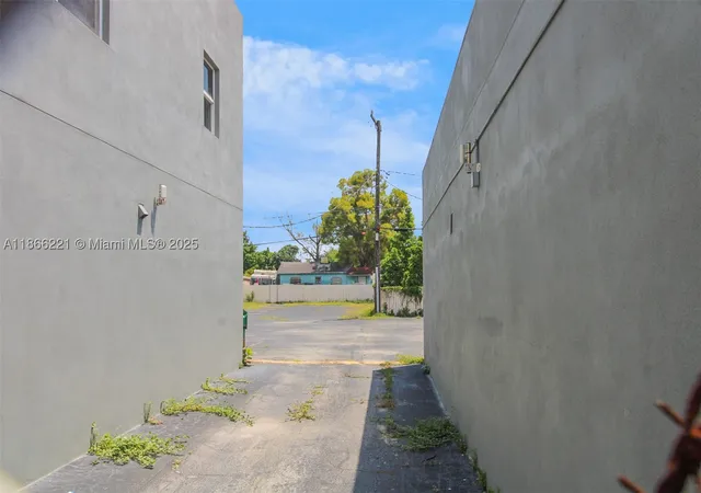 Photo 3 of Sale Pending at 3267 Nw 35th St, Miami, FL 33142 | MLS# A11866221 | Listing updated on 2026-09-02