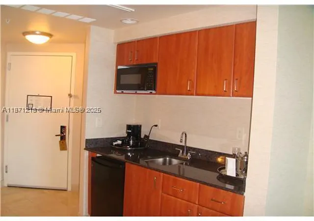 Photo 4 of Condo for sale at 18001 Collins Ave #1801, Sunny Isles Beach, FL 33160 | MLS# A11871218 | Listing updated on 2026-09-22