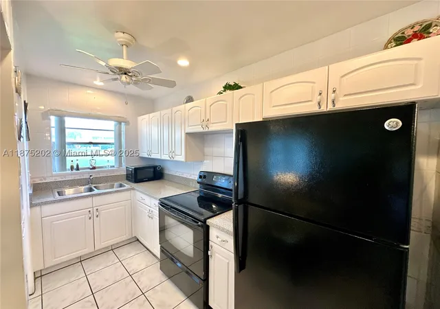Photo 2 of Condo for sale at 5300 Washington St #A139, Hollywood, FL 33021 | MLS# A11875202 | Listing updated on 2026-10-02