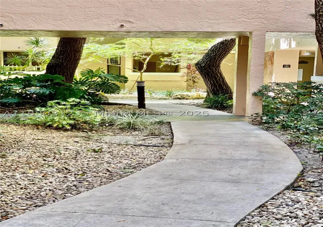 Photo 1 of Sale Pending at 6800 Cypress Rd #408, Plantation, FL 33317 | MLS# A11880312 | Listing updated on 2026-09-25
