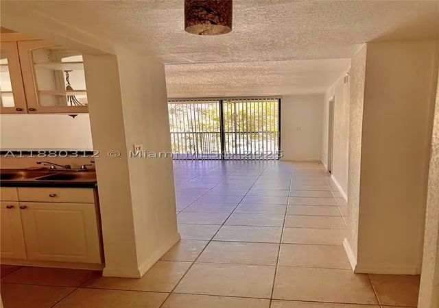 Photo 3 of Sale Pending at 6800 Cypress Rd #408, Plantation, FL 33317 | MLS# A11880312 | Listing updated on 2026-09-25