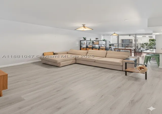 Photo 4 of Condo for sale at 2655 Collins Ave #510, Miami Beach, FL 33140 | MLS# A11881047 | Listing updated on 2026-09-04