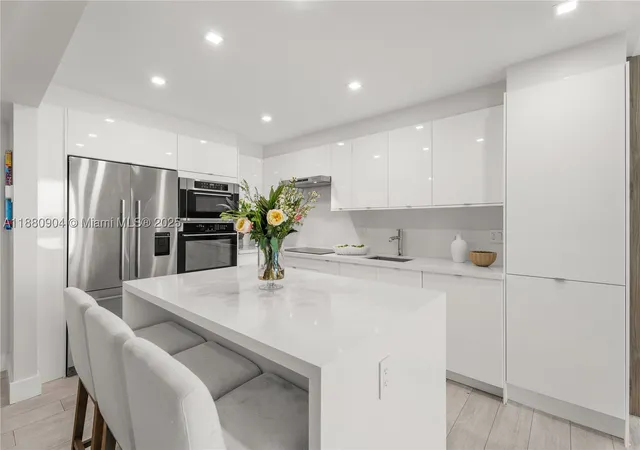 Photo 2 of Condo for sale at 2301 Collins Ave #1523-24, Miami Beach, FL 33139 | MLS# A11880904 | Listing updated on 2026-09-04