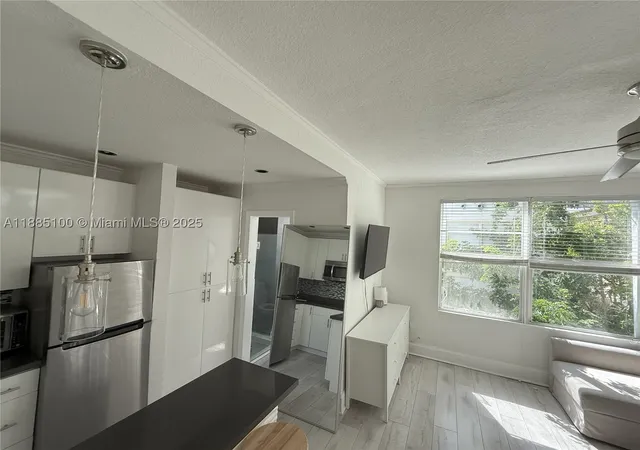 Photo 4 of Condo for sale at 119 Menores Ave #11, Coral Gables, FL 33134 | MLS# A11885100 | Listing updated on 2026-08-26