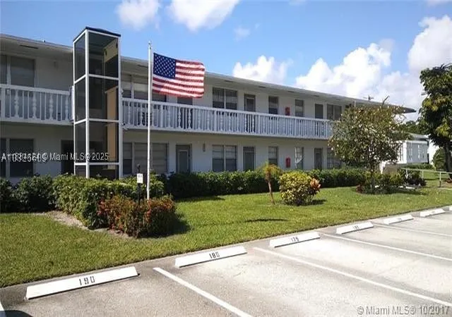 Photo 1 of Condo for sale at 182 Markham I #182, Deerfield Beach, FL 33442 | MLS# A11884124 | Listing updated on 2026-09-28