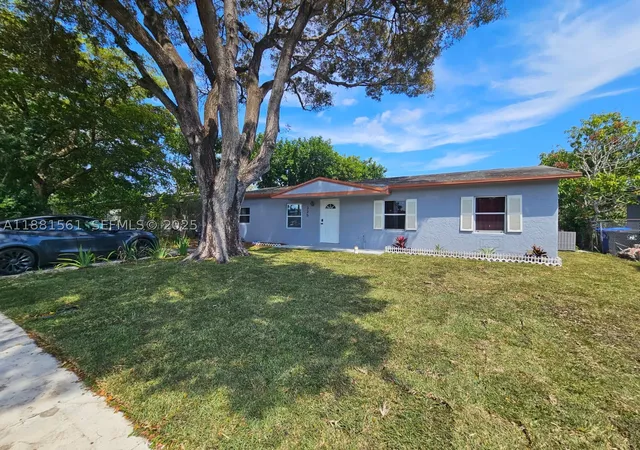 Photo 3 of Single family home for sale at 325 Sw 80th Ter, North Lauderdale, FL 33068 | MLS# A11881561 | Listing updated on 2026-09-14