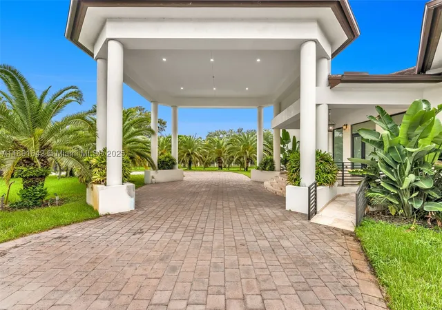 Photo 3 of Mansion for sale at 12175 Sw 45th St, Miami, FL 33175 | MLS# A11891642 | Listing updated on 2026-09-07