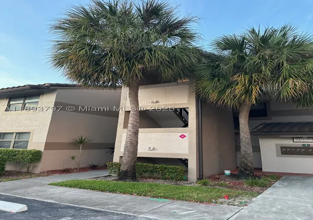 Photo 1 of Sale Pending at 9861 Nob Hill Ct #9861, Sunrise, FL 33351 | MLS# A11893797 | Listing updated on 2026-09-10