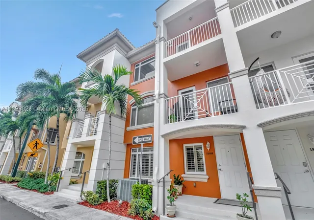 Townhouse for sale at 18409 Ne 27Th Ct #156, North Miami Beach, FL 33160 | MLS# A11898023