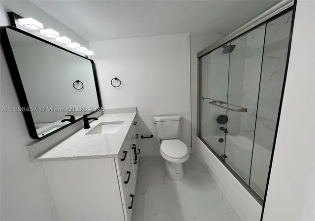 Photo 3 of Condo for sale at 1000 West Ave #808, Miami Beach, FL 33139 | MLS# A11898457 | Listing updated on 2026-10-05